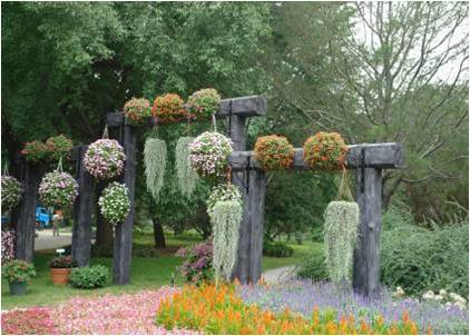 Tower & Ball planter 2