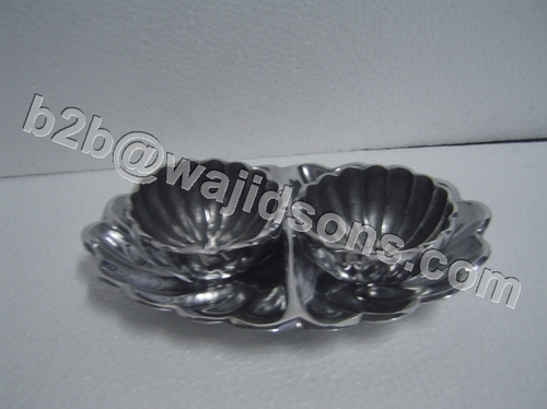 ALUMINIUM POLISH TRAY AND POTS