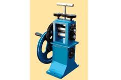 Hand Operated Punjab Model Mini Roll Press
