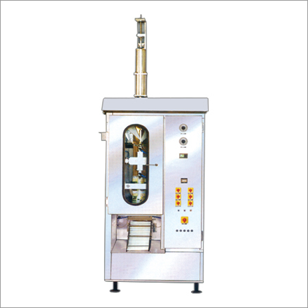 Pneumatic Liquid AFFS Machine - Stainless Steel Body, Variable Size, 2000-1000 ml Range, 16-22 Pouch/Min Speed, 0.5% Accuracy, Low Wastage, Robust Design - Versatile Sealing Options