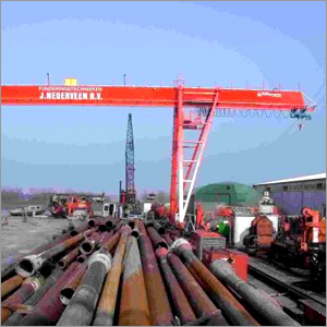 Portal Crane - Mild Steel Material, For Material Handling | 1-Year Warranty, Ideal for Factory Applications