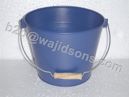 Diy जस्ती बाल्टी