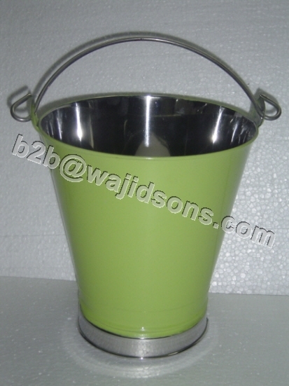 Galvanized Bucket With Lid