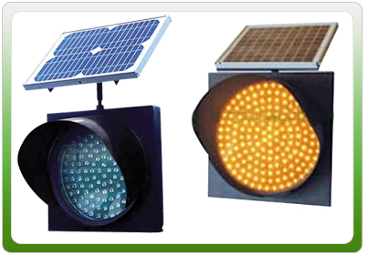 SOLAR TRAFFIC LIGHTS