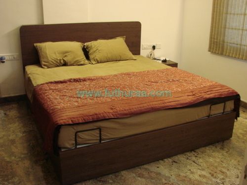 Master Bed Room Cots