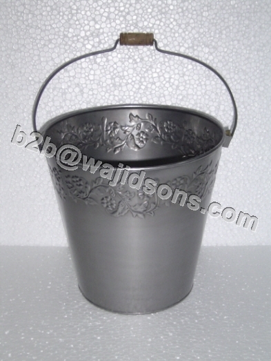 Little Metal Pails