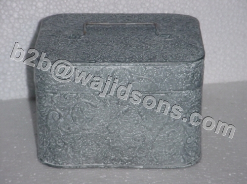 BOX WITH LID GREY ANTIQ
