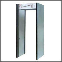 Door frame metal detector