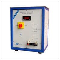 Battery Charger Input Voltage: 14.1 Volt (v)