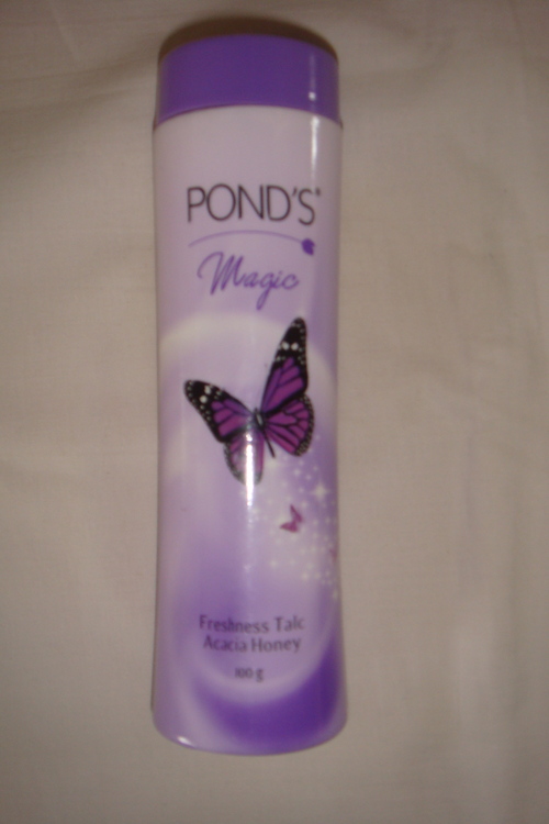 Ponds Magic Powder