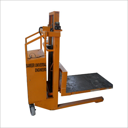 Manual Hydraulic Fork Lifter