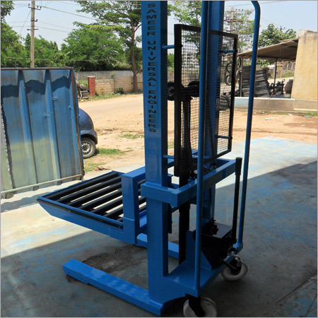 Hydraulic Fork Lift