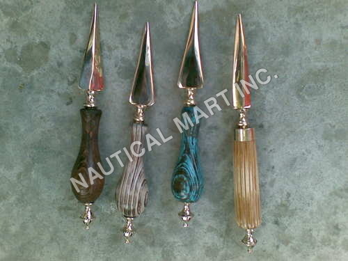 SET OF NAUTICAL BRASS KNIFE By Nautical Mart Inc.