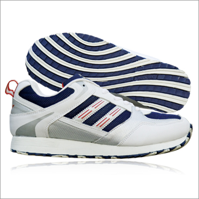 Street Runner Shoes