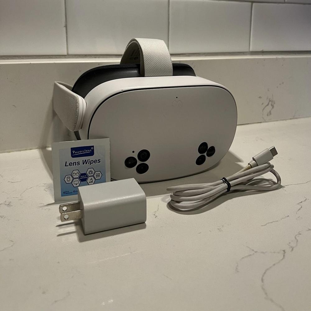 Meta Quest 3S 128Gb Vr Headset Only - White Metal Conceal Modular Box - Accuracy: 1 Mm
