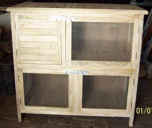 Wooden Rabbit Hutch