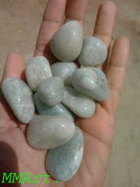Light Green Aventurian Agate Polished Tumble Pebbles Tone With Midium Size - Artificial Stone Type: Solid Surface