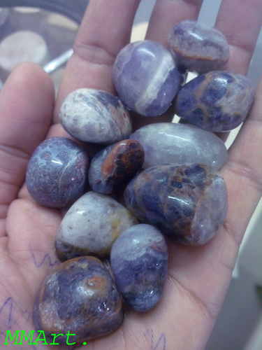 Gemstone machine polished amethyst quartz pebbles for healing and astrology used