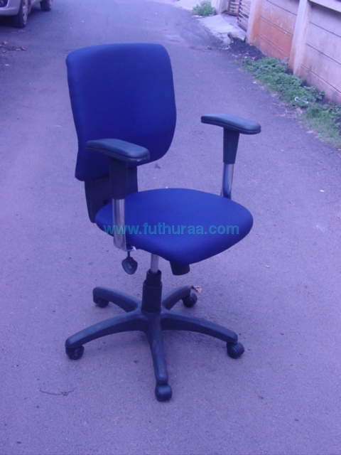 Cubicles chairs 