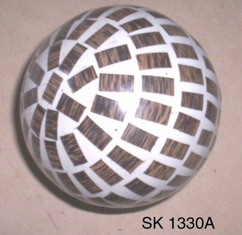 Horn Decorative Balls