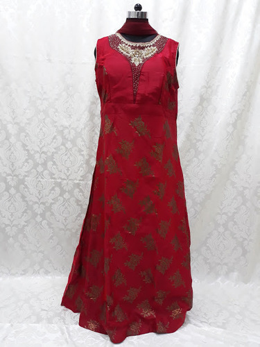 Ladies Fashion Wear Suit Age Group: 20-35