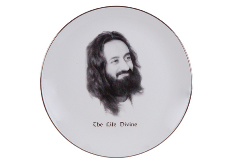 Crestedware