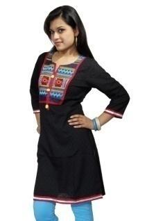 SOLID BLACK EMBROIDERED KURTI