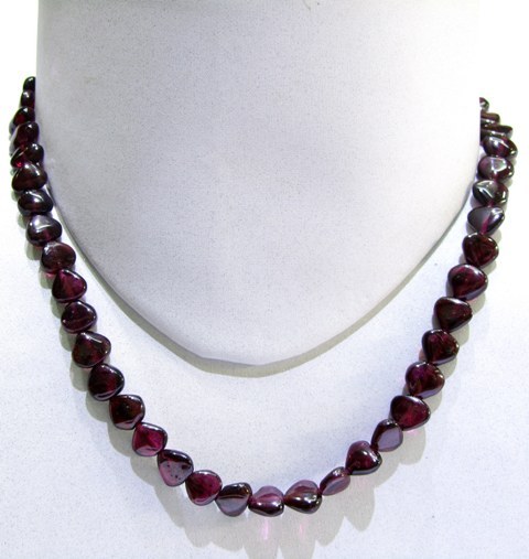Garnet Heart String