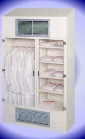 Cleanroom Garment Storage Cabinet