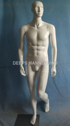 Standing Male Mannequins Age Group: Adults