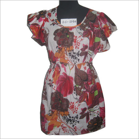 Digital Printed Tops - Cotton, Slim Fit, 24 Inch, Red | Floral Print, Soft Fabric, Seamless Stitching, Trendy Style
