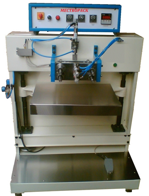 VACCUME PACK MACHINE