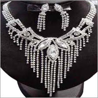 Ladies Artificial Jewelery