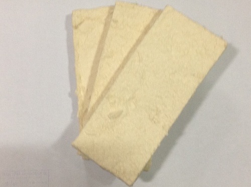 Bleached Hardwood Pulp - Enzymatic Processed, 2.5 x 5.6 Inches, Cream Color, 252.5 Kg Weight | DPA70 Freshness Degree, 70% Brightness