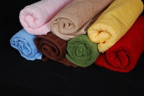 SOFT TERRY HAND TOWEL