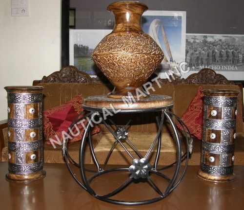 Polished Wooden Wood Brass Poles And Finials at Rs 250/piece in Moradabad