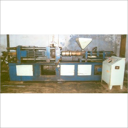 Hydraulic Injection Moulding Machine