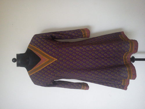 Ladies kurti