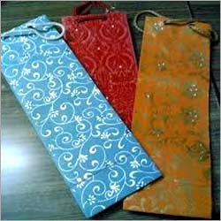 Wine Bag - Non-Woven Fabric 12x4x1 Inches Multicolor | Loop Handle, Bottle Protection, Variegated Designs