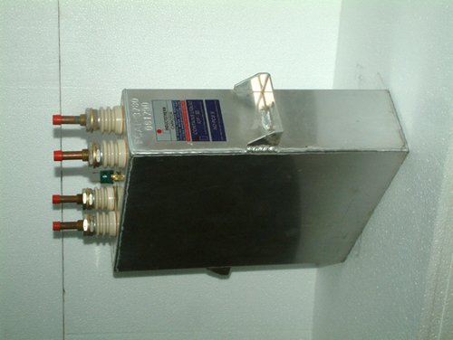 CAPACITOR