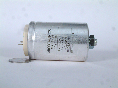 CAPACITOR