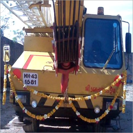 Telescopic Cum Crawler Cranes Services