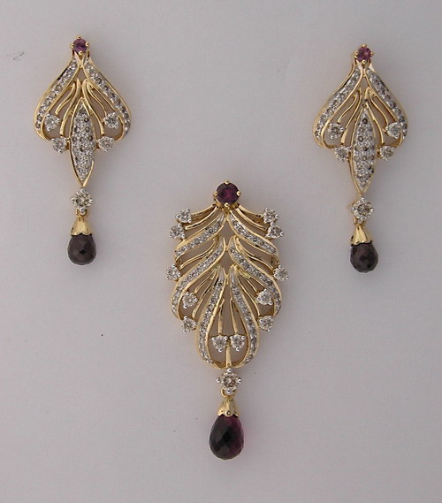 18.00 CT. DIAMOND TOURMALINE YELLOW GOLD PENDANT EARRINGS SET # PES002