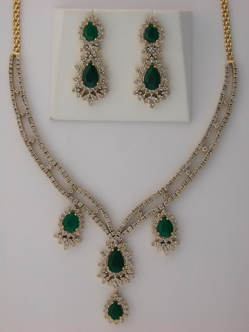 50.70 CT. DIAMOND EMERALD 14K YELLOW GOLD ANNIVERSARY NECKLACE SET # NECKLACE - 11