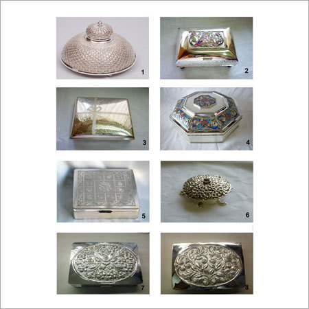 Decorative Boxes - Metal, Various Dimensions, Silver | Lid Closure, Elegant Design, Durable Material, Individual Packaging, Customizable Options