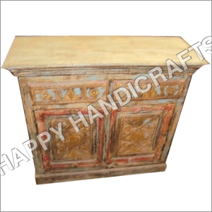 WOODEN ALMIRAH