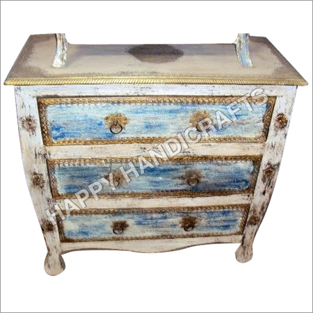 WOODEN CHEST
