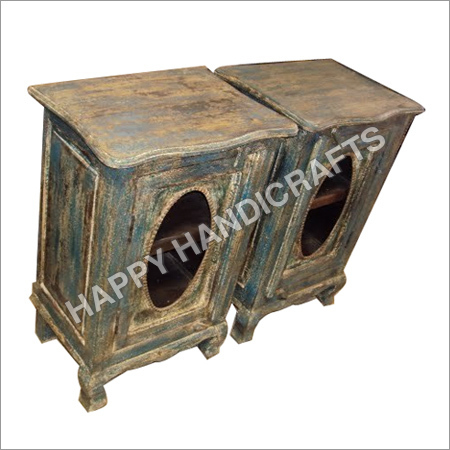 WOODEN SIDE BOARD