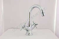 Central Hole Basin Mixer Faucet