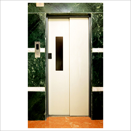 Manual telescopic door lift